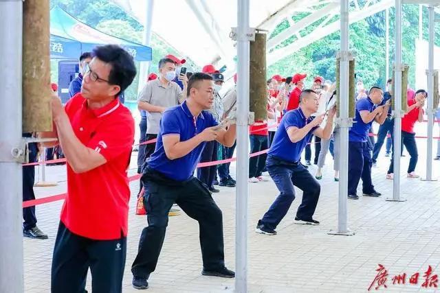 廣東農(nóng)墾隊胡忠華、楊秀文、熊朝云和海南農(nóng)墾隊黃鵬分列第2至5名