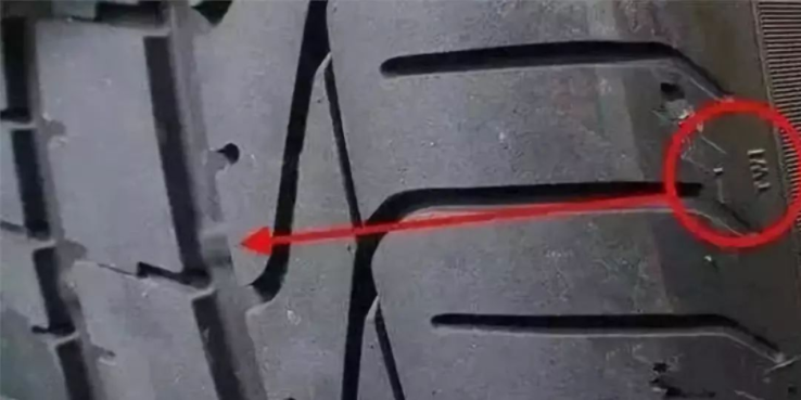 注意磨損標記 注意磨損標記