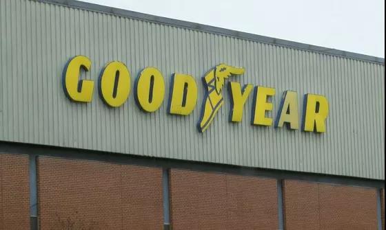 固特異正在超市試行輪胎安裝服務(wù)，顧客可以現(xiàn)買現(xiàn)裝